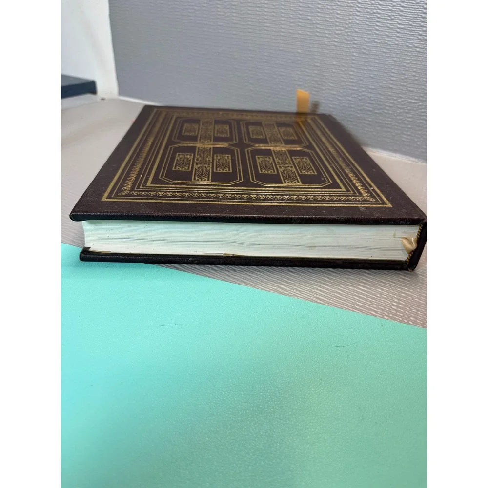 The New Illustrated Companion to the Bible J.R. Porter Gold‎ Art Deco Hardcover
